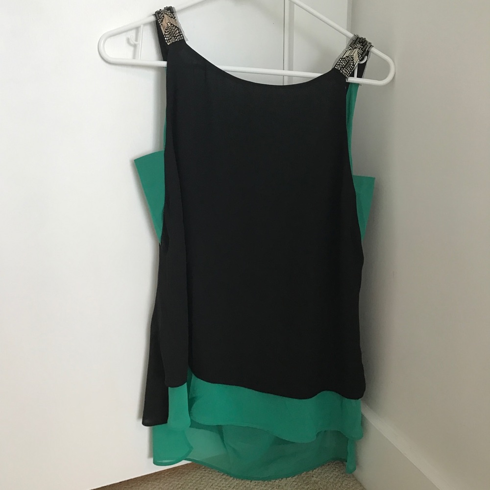 BCBG black/green top with low back